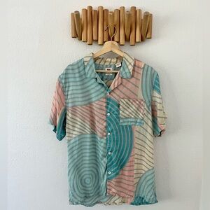Levi’s Men Button Down Short Sleeve Shirt Size Medium Funky Disco Colorful Rave